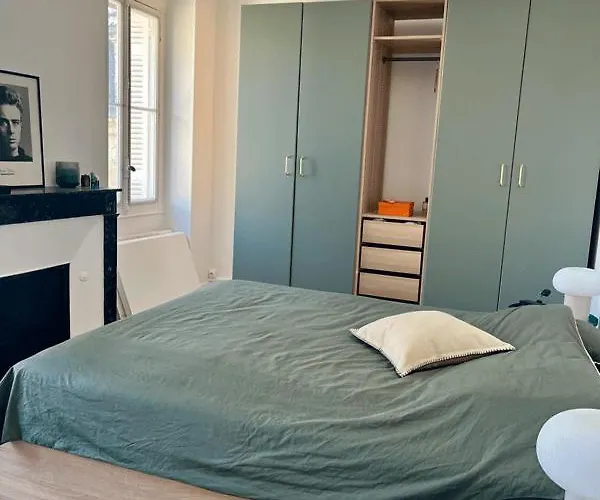 T3 Neuf Centre Historique *