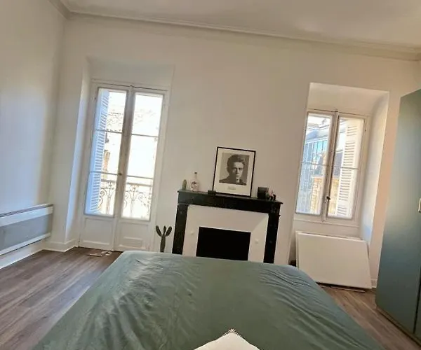 T3 Neuf Centre Historique * Bordeaux